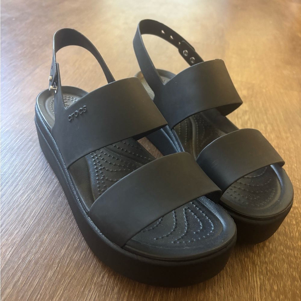 CROCS Black Casual Sandals